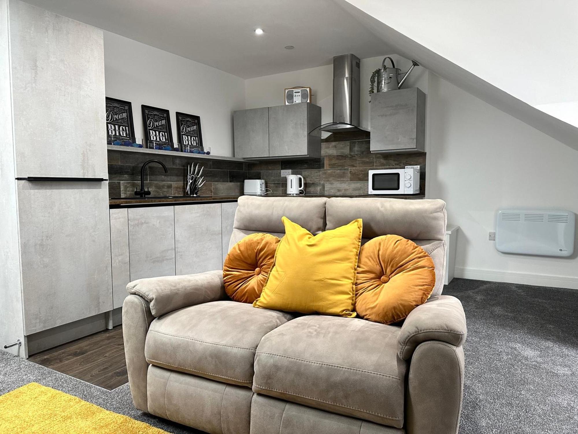 Vibrant Apartments Close To City Centre Cardiff Zewnętrze zdjęcie